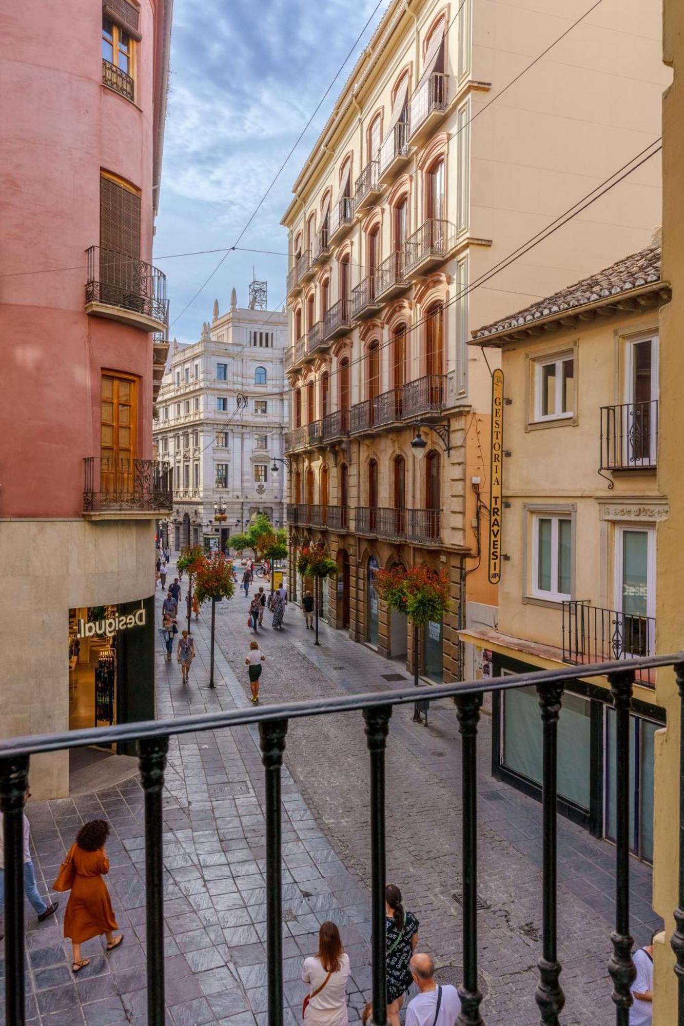 Aile Granada - Hostatel Apartment Luaran gambar