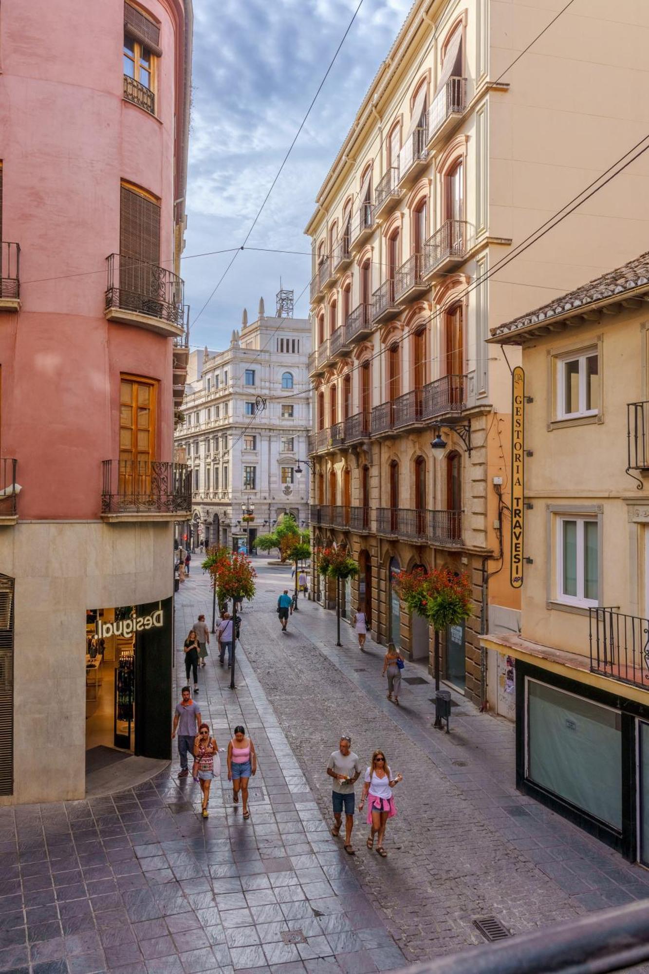 Aile Granada - Hostatel Apartment Luaran gambar